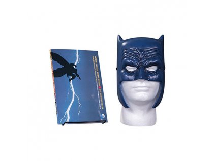 Batman: Dark Knight Returns Book and Mask Set