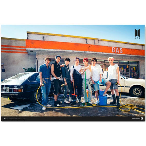 Grupo Erik BTS Gas Station Poster 91,5 x 61 cm