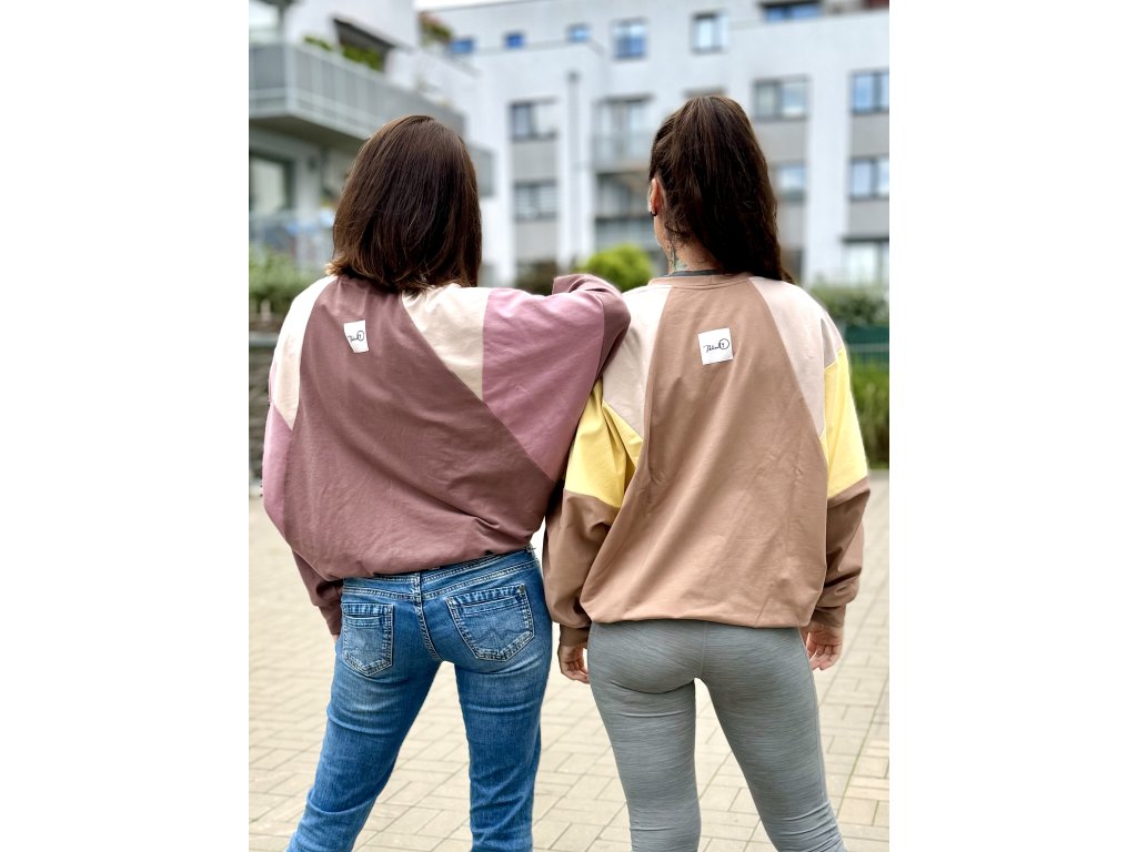 Retro mikina trojbarevná AMIA