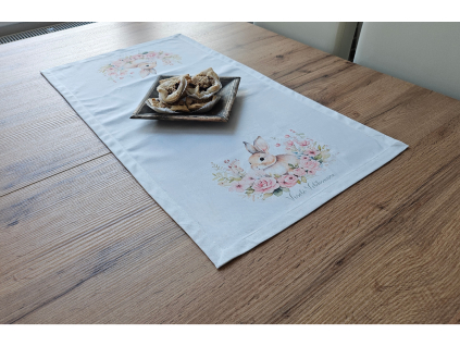 Běhoun - zajíček jemný s pastelovými květy