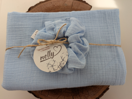 světle modré módní doplňky, modrá šála pro dívku, modrá šála z mušelínu, hřejivá šála