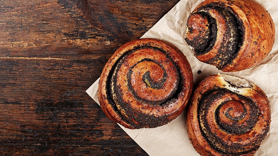 Tři recepty s mákem: Šneci, nudle/šišky a bábovka