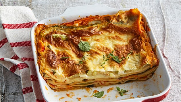 Lasagne s cuketou a mletým masem