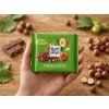 Ritter Sport Haselnuss 100 g - hand