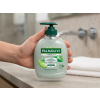 Palmolive Sensitive - balení v ruce / 8718951763463
