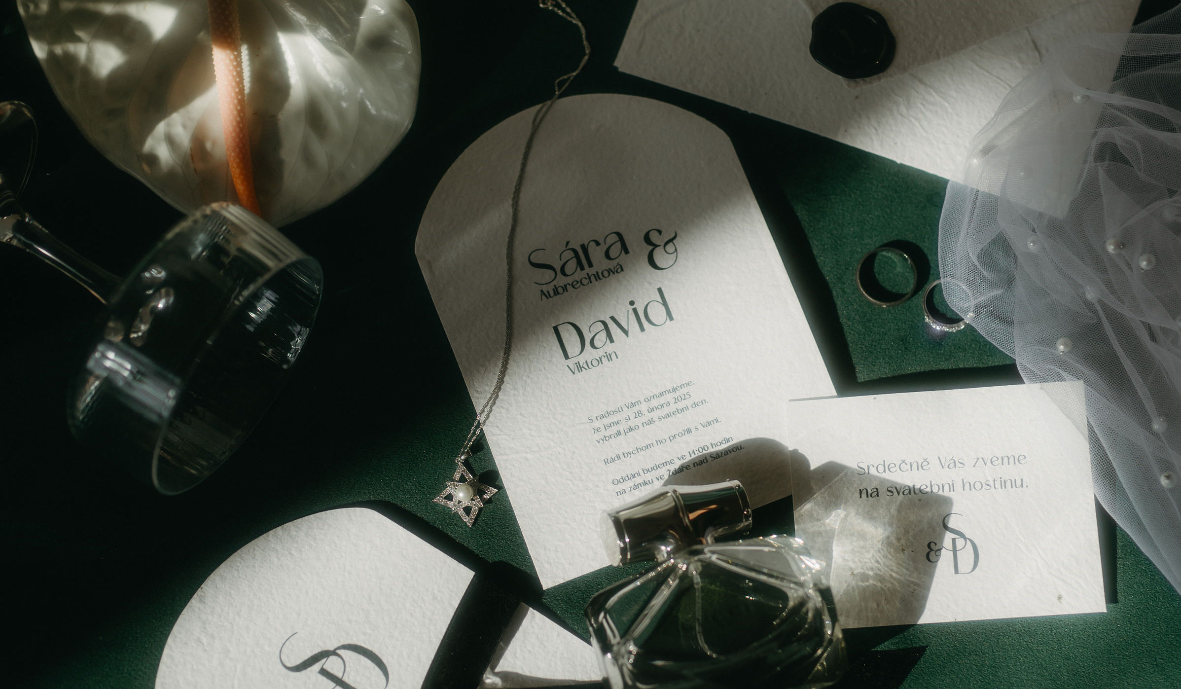 svatební oznámení z ručního papíru