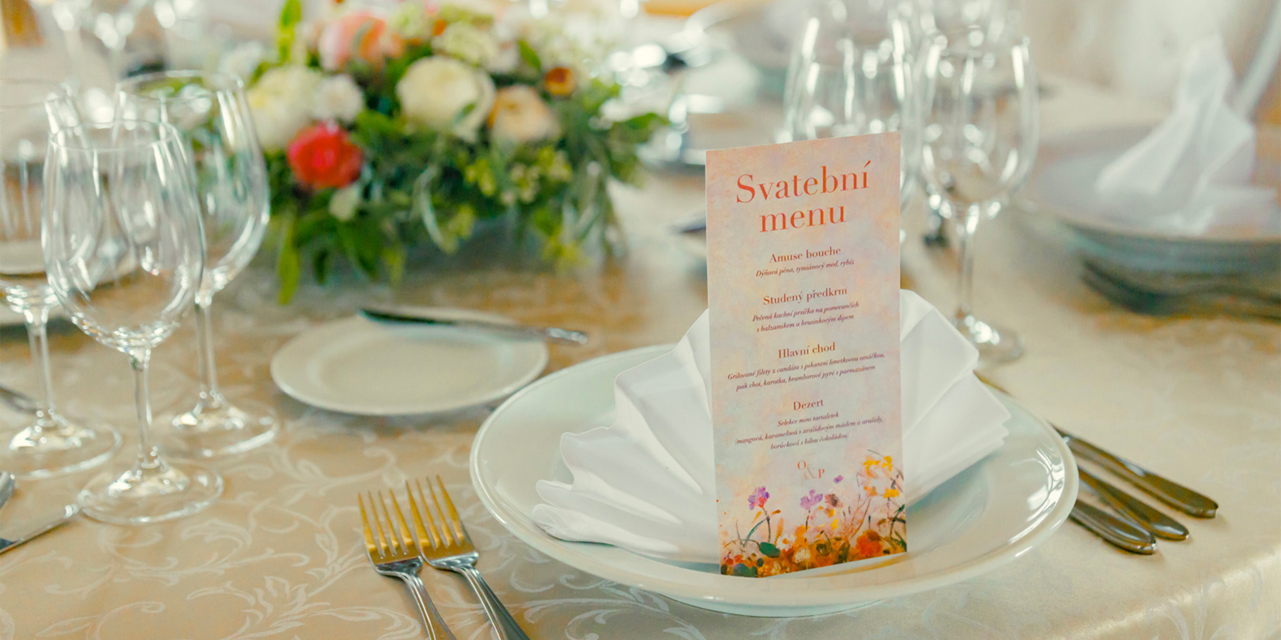 Svatební menu a další tiskoviny na míru požadavkům.