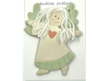 pranicko zeleny keramicky andilek talisman pro stesti rucni vyroba