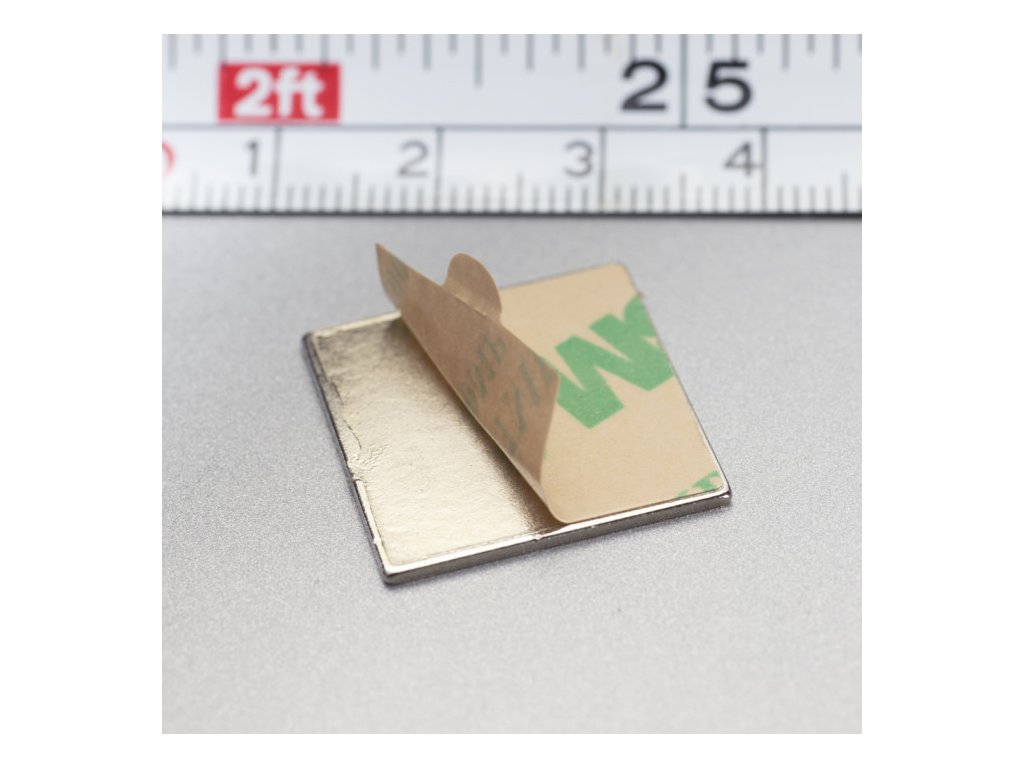 Neodymový magnet se samolepkou 3M, 20x20x1 mm, tloušťka samolepky 0,06 mm