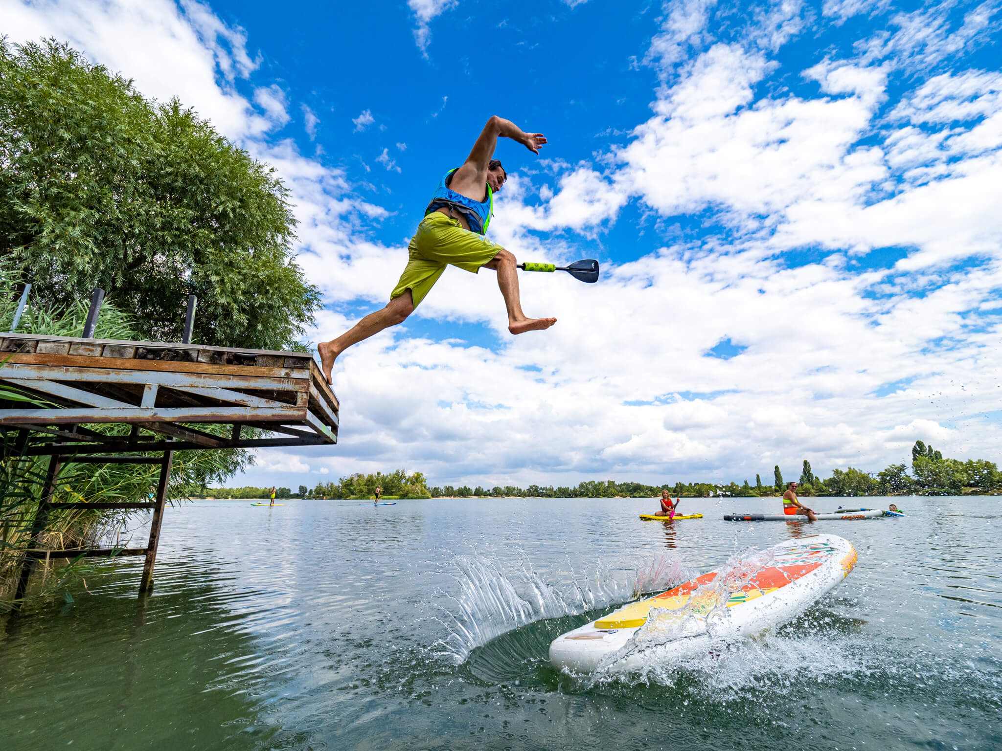 neonmars-testcentrum-pozicovna-paddleboardov