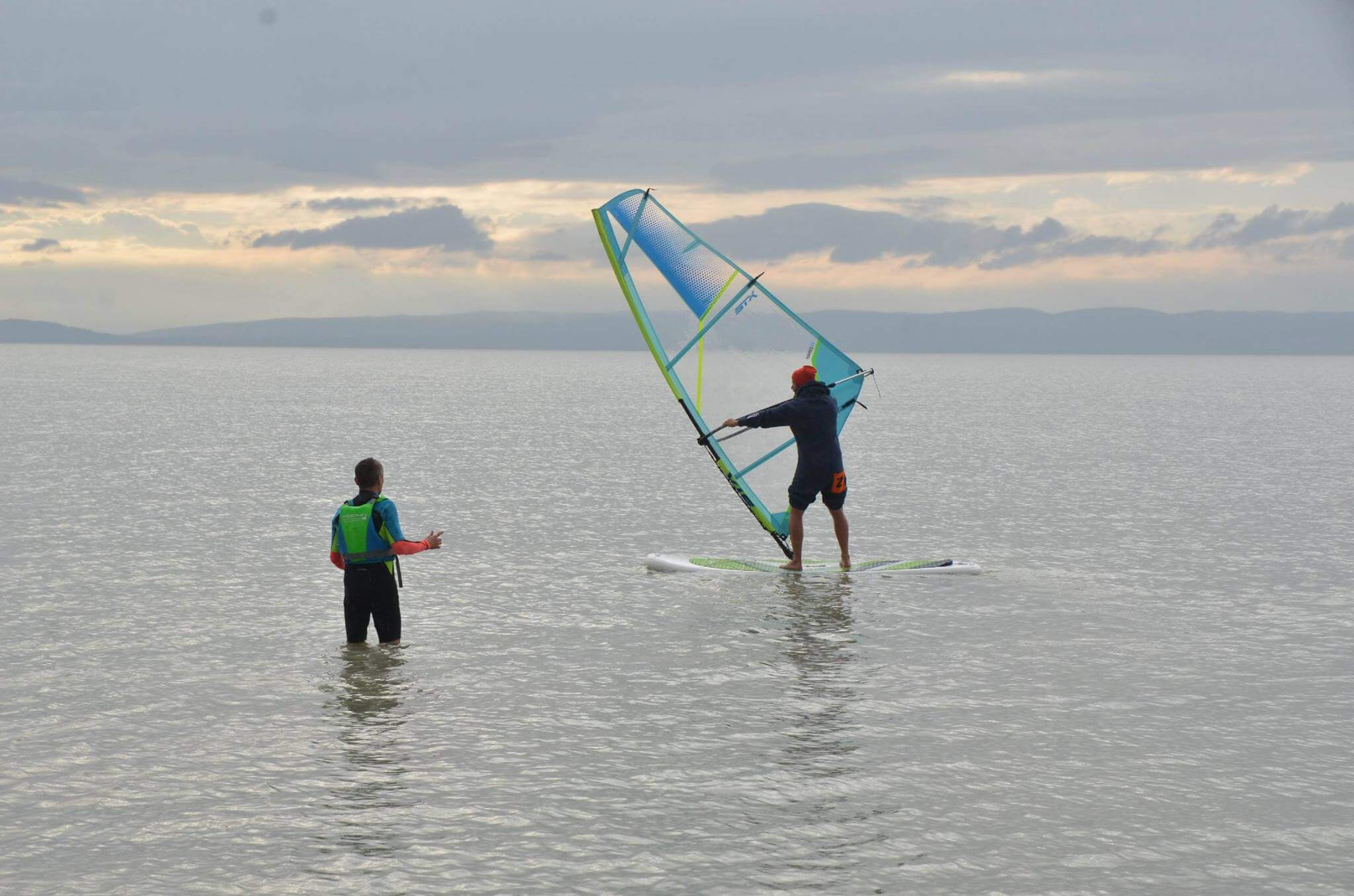 nafukovaci-windsurf-kurz-neonmars