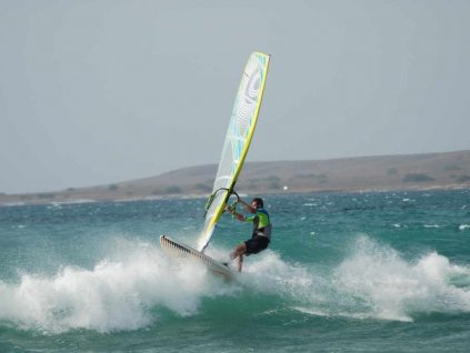 pozicovna neonmars pevny windsurf plachta