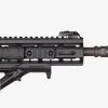 mag581 blk magpul m lok aluminum rail 5 slots 02