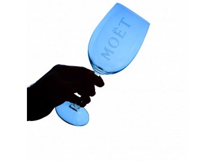 1 Moet 1 1 removebg preview