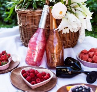 Jsme tu pro váš klid a vaši pohodu www.nerozbitnesklenice.cz