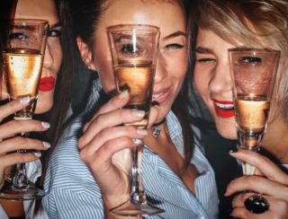 Nerozbitné sklenice pro váš klid, pohodu a bezpečí. Ideální řešení pro: ✔️ restaurace a bary ✔️ hotely ✔️ festivaly a...