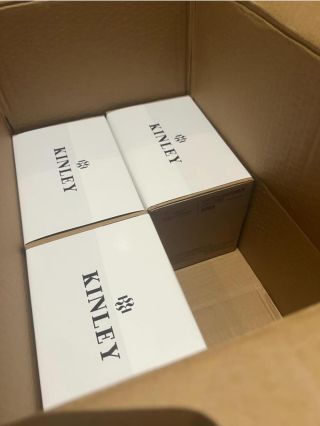 A jaké dodáme Vám? Nerozbitné sklenice – čiré i barevné, s potiskem i bez. Vhodné pro alko i nealko, víno, prosecco,...