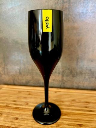 Klid a pohoda... To vše si můžete vychutnat s našimi nerozbitnými sklenicemi. Už žádné obavy ze střepů, jen čistá pohoda....