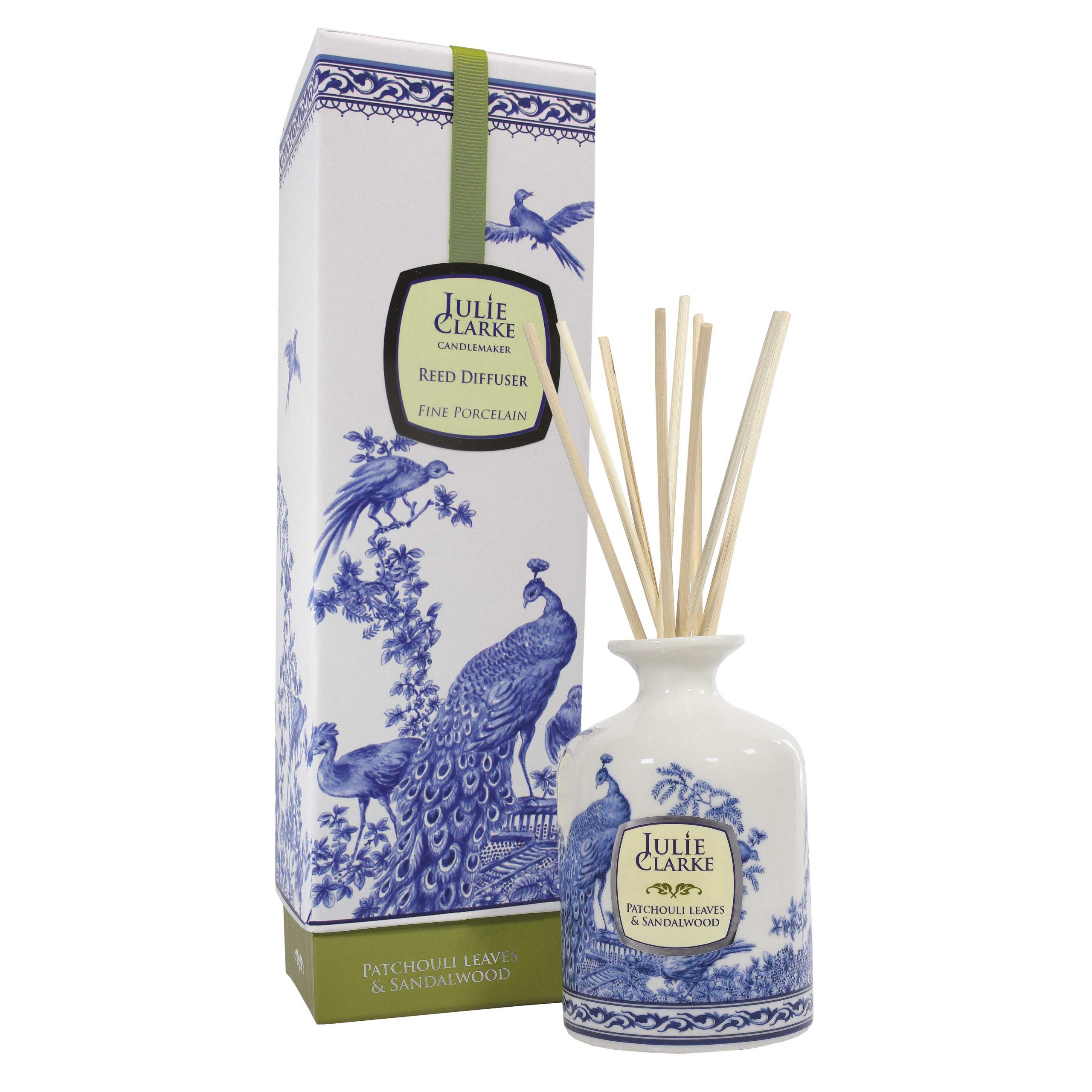 Julie Clarke Candlemaker Difuzer 150 ml Julie Clarke vůně: Listy Patchouli a Sandalové dřevo