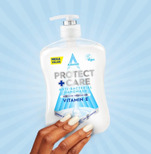 Levně Antibakteriální tekuté mýdlo Protect and Care s Vitamínem E 600 ml Astonish