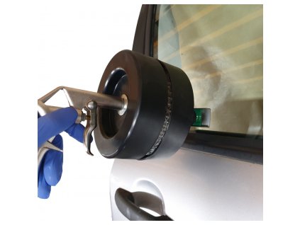 find the engraving sanding blaster with carbide nozzle is a pneumatic version