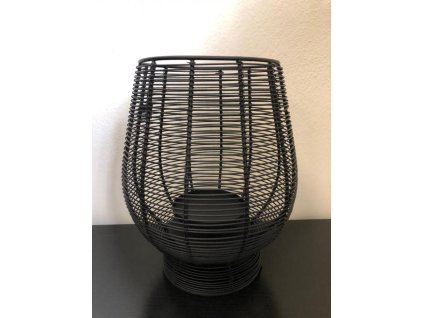 Svícen kovový z černého z drátu