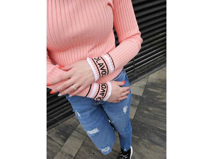 424867431 878335947447383 1353130353411935228 n