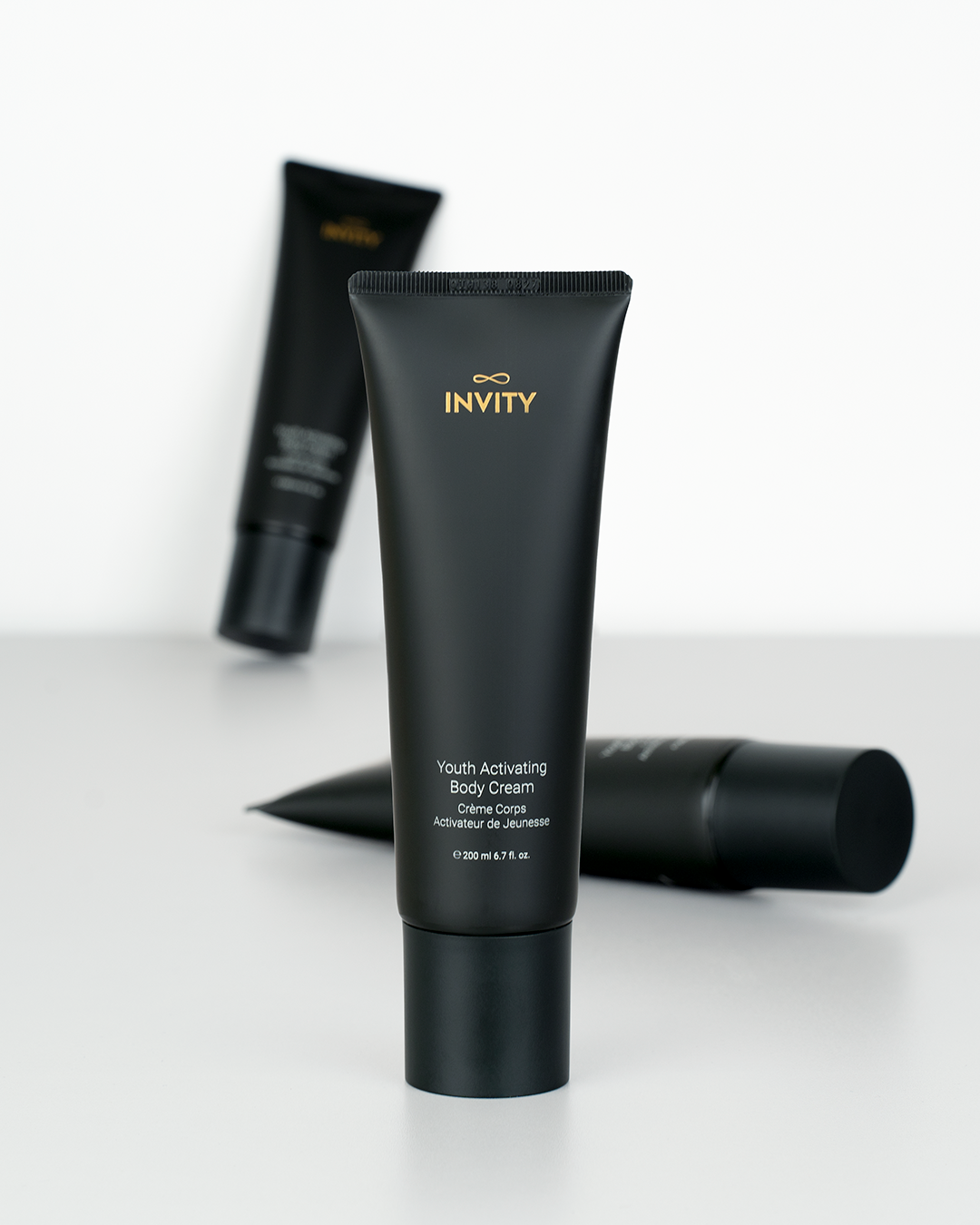 Die Wissenschaft hinter jugendlicher Haut: Invity Body Cream und die Kraft von NMN