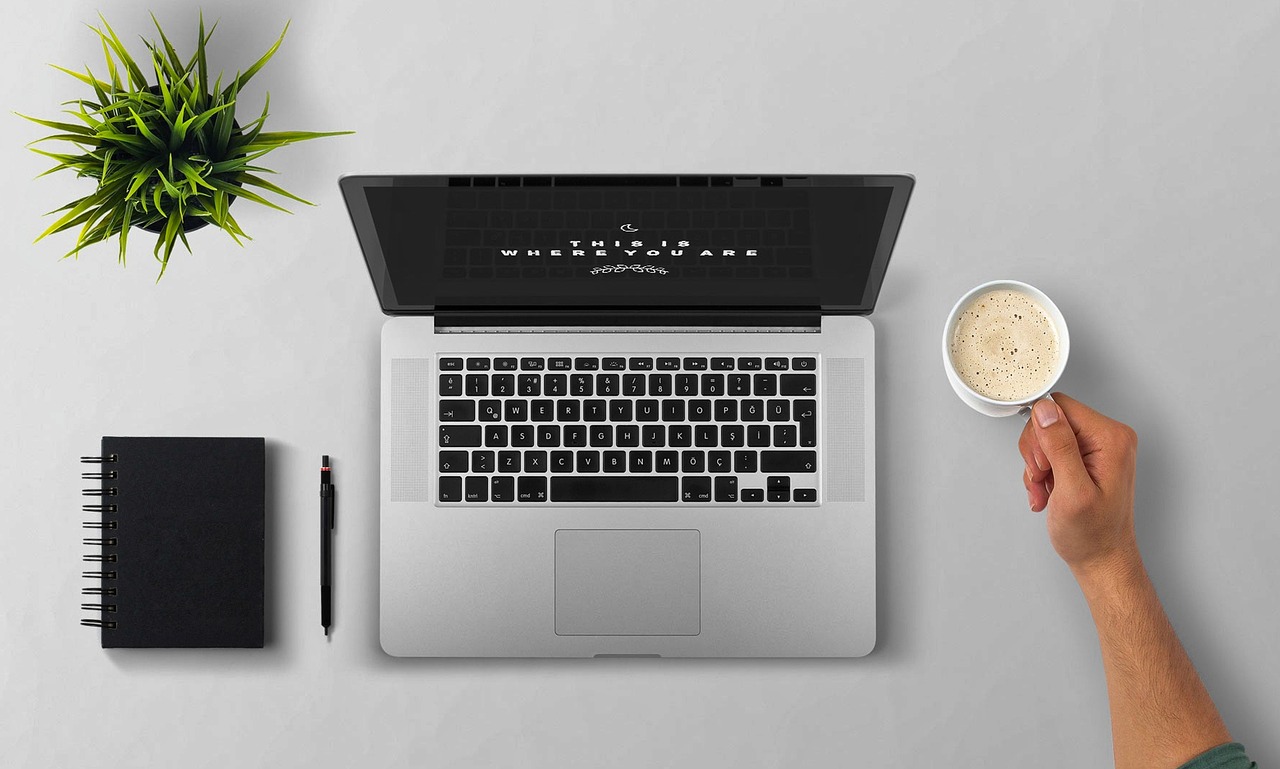 Průvodce letním nákupem: Proč si pořídit repasovaný notebook právě teď?