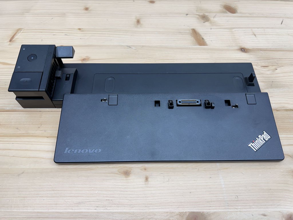Repasovaný Lenovo ThinkPad Ultra Dock (Type 40A2) | Počítače24.cz