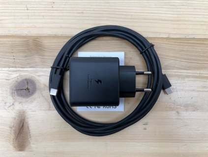 Tepow Univerzální nabíječka, 45 W, kabel USB-C, černá | Počítače24.cz