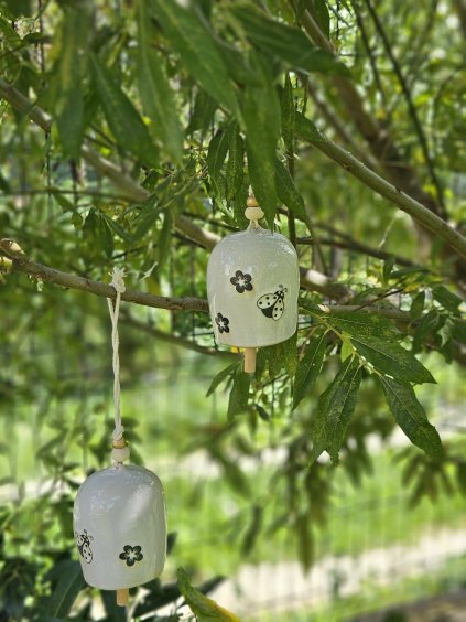 Keramický závesný zvonček