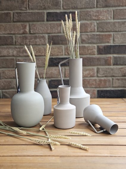 Kovová váza (Typ Nízka guľatá)