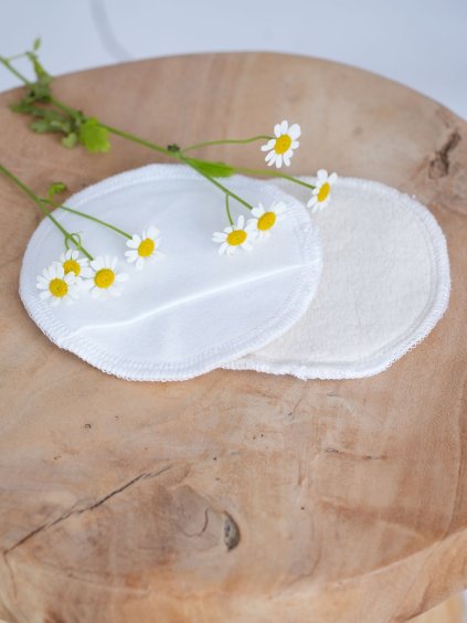 odlicovaci tamponky5 nicebelly bio bile s kapsickou na ruku