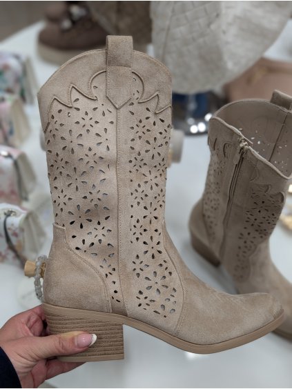 Jarní kozačky béžové