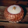 Sójová svíčka v mramorovaném svícnu, dřevěný knot
