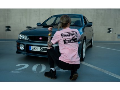 pink subaru
