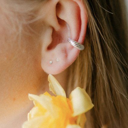 ear cuff