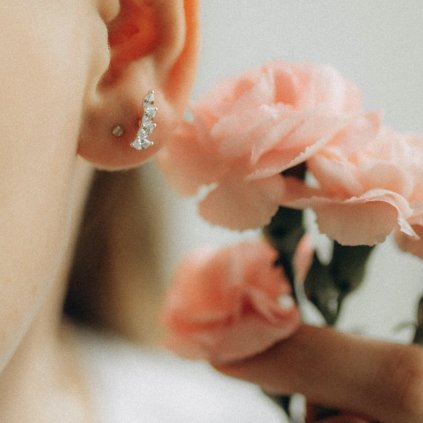 Piercing helix