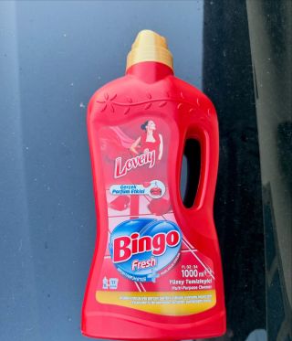 Bingo Fresh Lovely 1 l – pouze 99 Kč! ❤️ Dopřejte své domácnosti dokonale čisté podlahy a nádhernou dlouhotrvající vůni. 🌸...