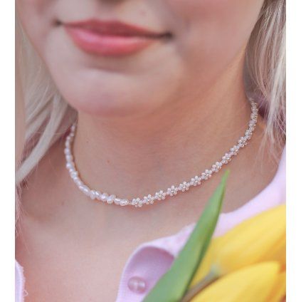 Choker - ,,Sofia" perlový, stříbrné detaily
