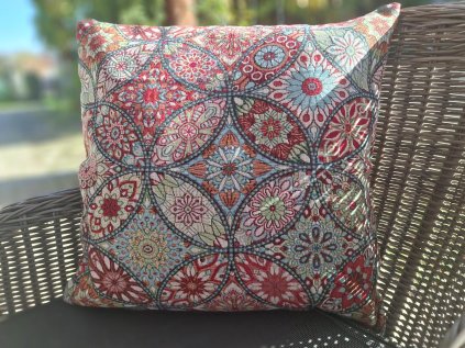 Obliecka na vankus Mandala Marpev