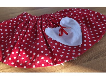 Cervena s bielou bodkou piskacia sukna