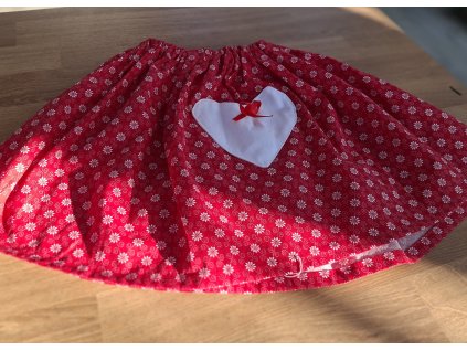 folklorna sukna cervena