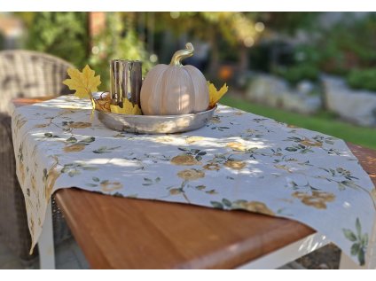 Obrus1 stvorec okerove ruze