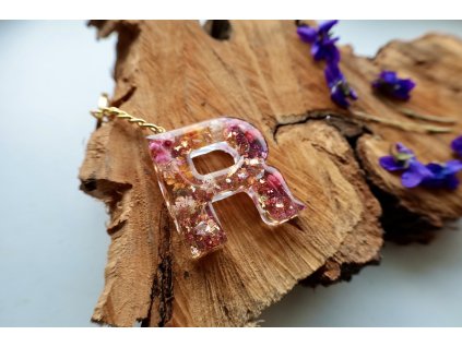 E5907E34 A9B4 4381 A3F3 8EF8C3F92034 1 105 c