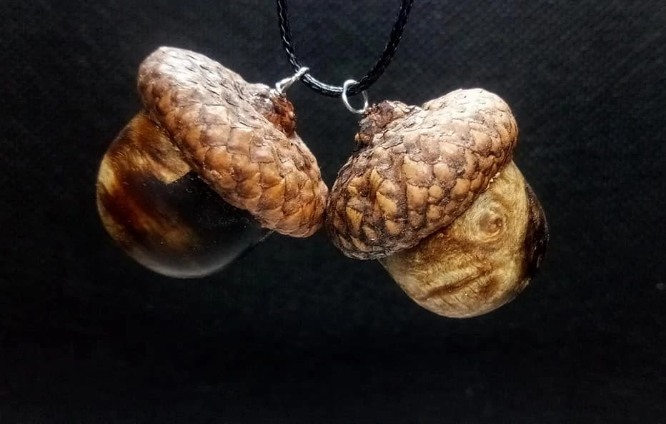 Nejtrendovější materiály ve světě šperků pro rok 2025