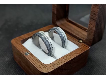 Dřevěný prsten Silver Deer s ocelovou vložkou