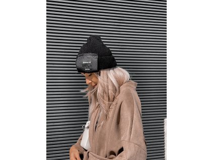 Čapica N O S I Z E // black