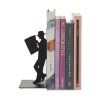 188137 2 zarazka na knihy the reader cerna kovova balvi